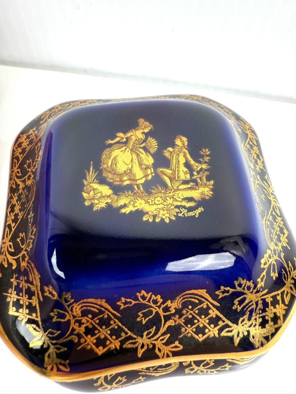 LIMOGES FRANCE Ornate Gold Gilded Cobalt Blue Porcelain Trinket‎ Box - Picture 7 of 13